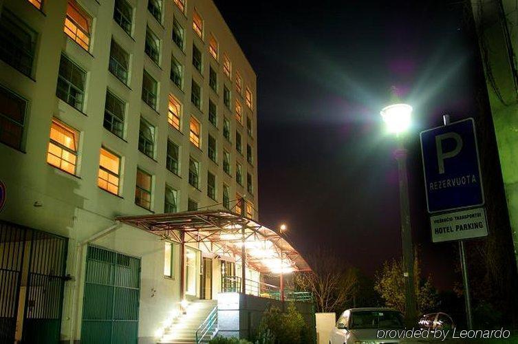 Centre Hotel คอนัส ภายนอก รูปภาพ