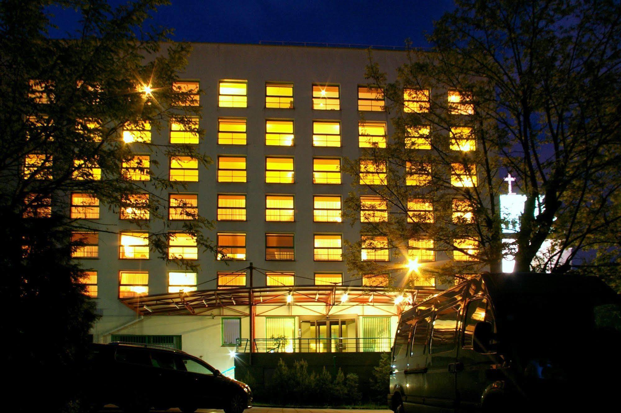 Centre Hotel คอนัส ภายนอก รูปภาพ